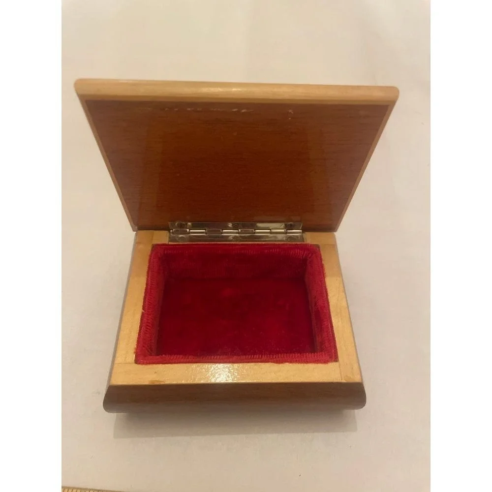 Beautiful Wooden trinket box, red velvet interior‎